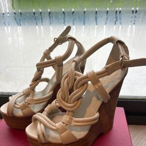 Leather twists high platform sandals